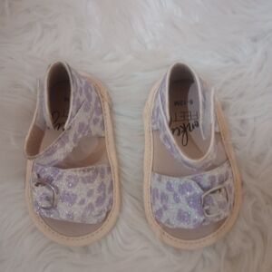 Monkey feet purple leopard baby sandals.